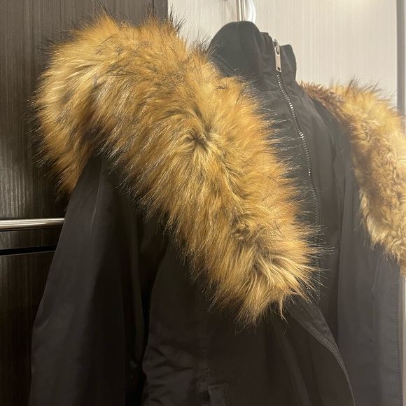 Babaton Lindon Parka - Picture 7 of 12